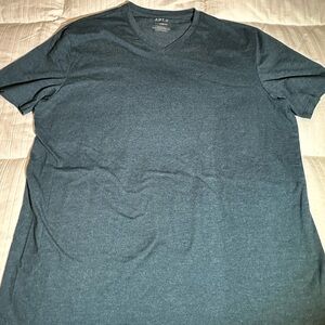 Apt 9 V-neck Shirt Large